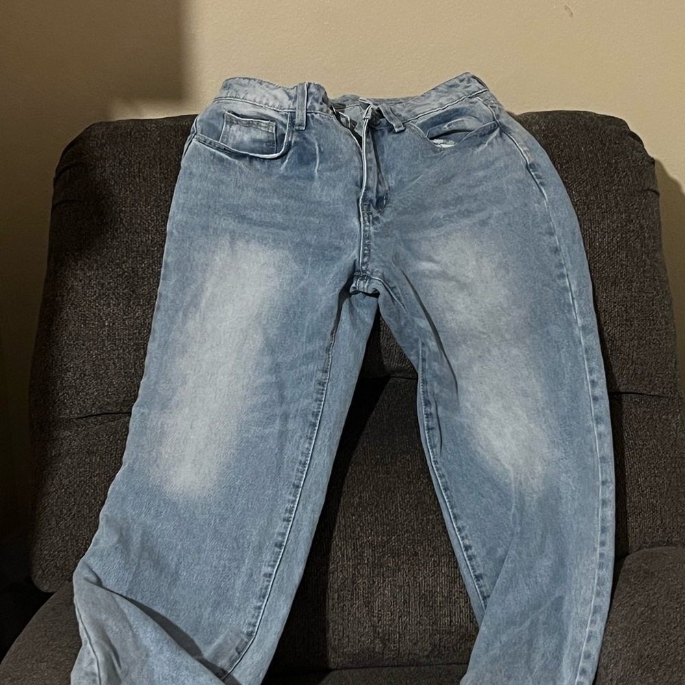 SHEIN Women's Light Blue Straight Leg Jeans